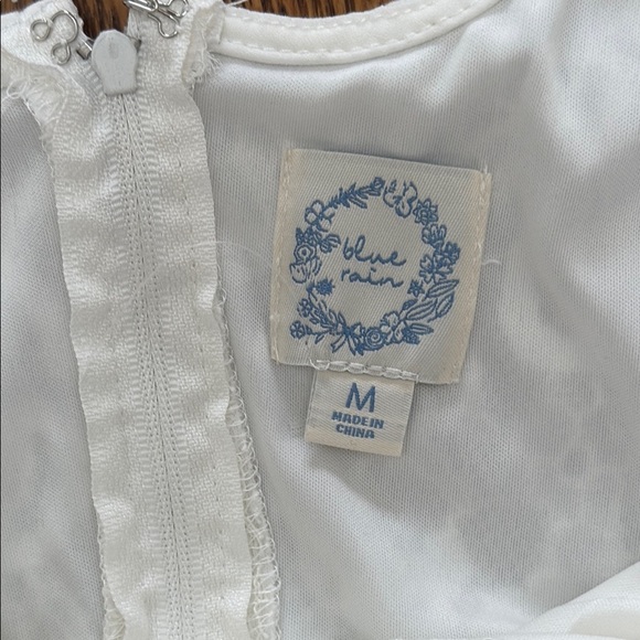 Blue Rain White Lace Jumpsuit with Flared Sleeves - Picture 2 of 3